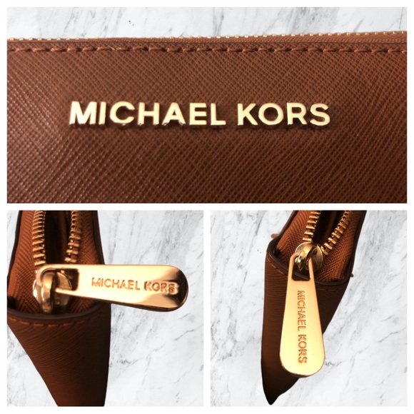 MICHAEL KORS Cross Grain Leather Continental Zip Around Accordion Wallet - Picture 9 of 14